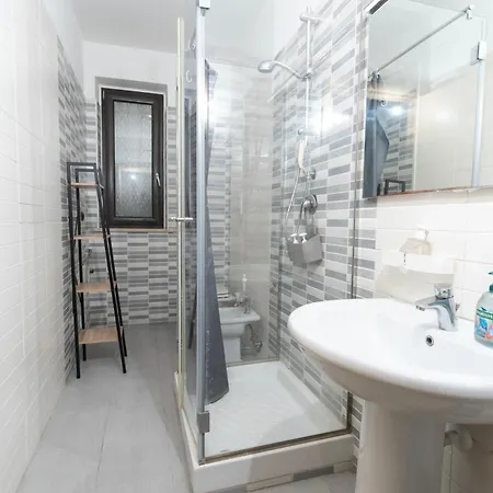 Apartment Oasi Con Vista Mare Con Parcheggio Gratuito Naples